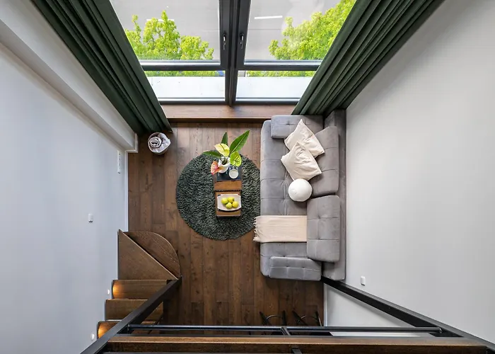 Modern Loft Walk To Center Fast Wi-fi Apartament *