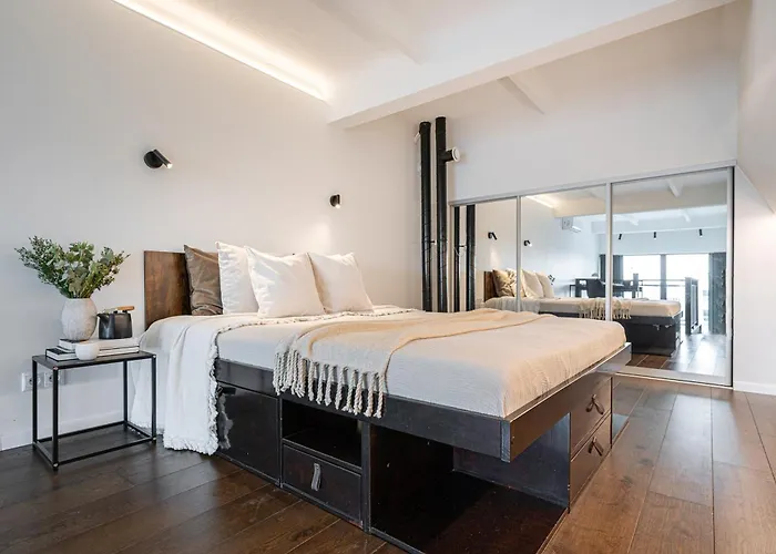 Modern Loft Walk To Center Fast Wi-fi Apartament Wilno