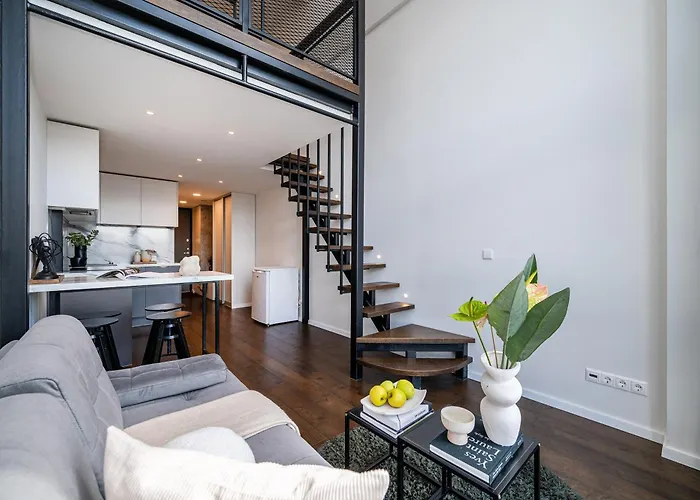 아파트 Modern Loft Walk To Center Fast Wi-fi